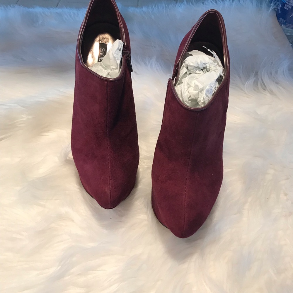 Brand new Shoemint booties